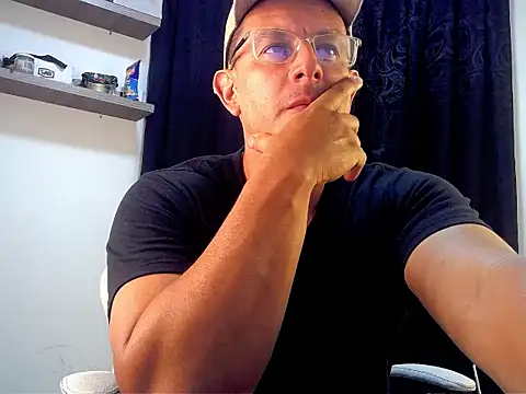 pedropicapi online show from January 12, 1:00 am