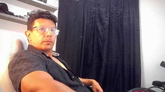 pedropicapi online show from May 2, 3:55 am