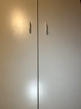 Snapshot of YesTheSexiest chatting on October 31, 10:33 pm YesTheSexiest online show from October 31, 10:33 pm