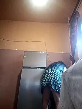 Lovely Lori online show from November 16, 5:24 am