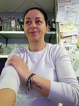 Snapshot of bruneta_sexy23 chatting on March 5, 8:10 am bruneta sexy23 online show from March 5, 8:10 am