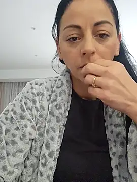 bruneta sexy23 online show from March 1, 8:05 am