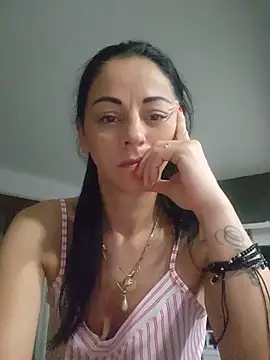 bruneta sexy23 online show from June 5, 3:35 am