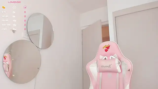 mia yourmommy online show from March 21, 1:56 am