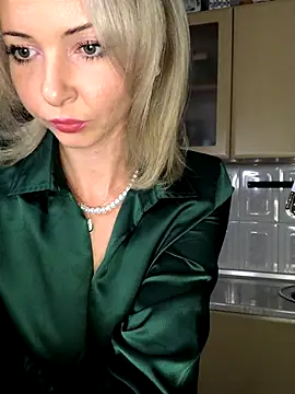 Snapshot of Kristina03 chatting on October 22, 8:30 pm Kristina03 online show from October 22, 8:30 pm