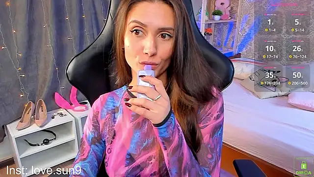 Michel Momsen online show from December 3, 12:16 pm