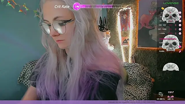 Snapshot of Fridart-house_Fortuna chatting on December 15, 11:20 pm Fridart-house Fortuna online show from December 15, 11:20 pm