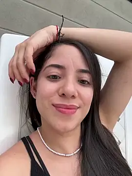 adriana  sosa  online show from December 18, 10:24 pm