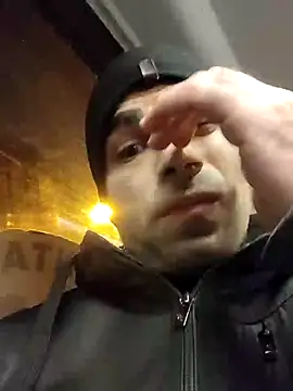 Snapshot of J0nyhson chatting on January 21, 4:10 am J0nyhson online show from January 21, 4:10 am