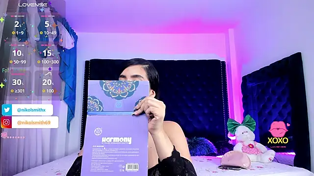 Snapshot of nikolsmithh chatting on November 12, 6:41 pm nikolsmithh online show from November 12, 6:41 pm