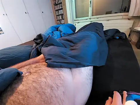 Snapshot of Ettarak chatting on January 7, 10:19 pm Ettarak online show from January 7, 10:19 pm