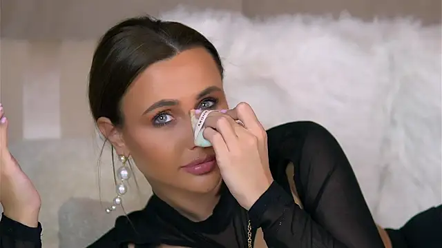 AnaisBellas online show from January 3, 12:33 am