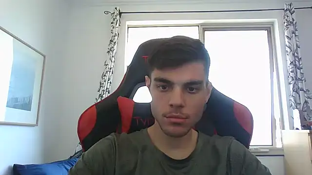 Snapshot of Omarnede chatting on November 8, 5:51 am Omarnede online show from November 8, 5:51 am