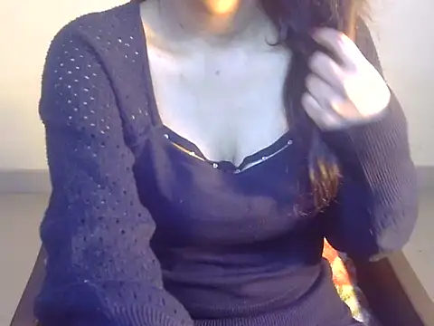 Snapshot of Lusty_Wife1 chatting on December 26, 11:10 am Lusty Wife1 online show from December 26, 11:10 am