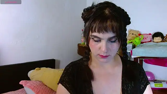 collette beaufoy  online show from July 19, 9:51 pm