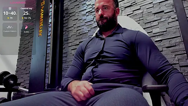 Snapshot of David_Big_Daddy chatting on June 28, 5:52 pm David Big Daddy online show from June 28, 5:52 pm