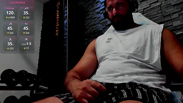 Snapshot of David_Big_Daddy chatting on July 17, 6:57 pm David Big Daddy online show from July 17, 6:57 pm