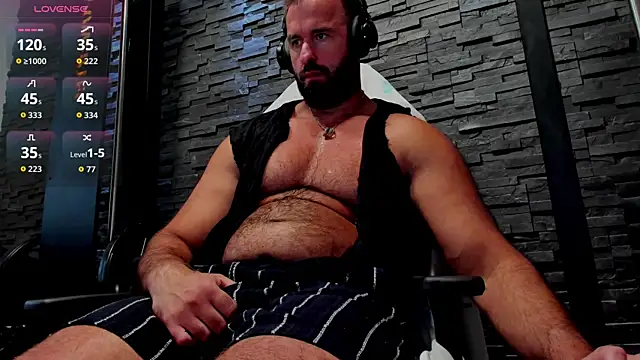 Snapshot of David_Big_Daddy chatting on July 18, 6:01 pm David Big Daddy online show from July 18, 6:01 pm