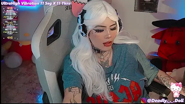 Deadly Doll online show from December 14, 5:40 am