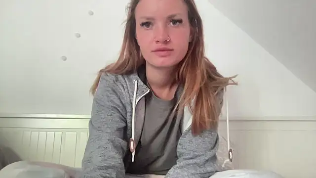 Snapshot of mariemelissah chatting on June 17, 8:39 am mariemelissah online show from June 17, 8:39 am