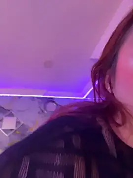 Snapshot of vanesaa_blake chatting on June 21, 5:32 am vanesaa blake online show from June 21, 5:32 am