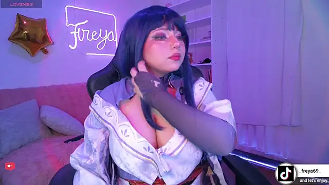 Snapshot of Sweet_freya1 chatting on July 24, 1:58 am Sweet freya1 online show from July 24, 1:58 am