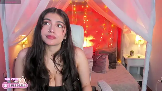 Snapshot of Ellie_Jhonson__ chatting on January 10, 2:13 pm Ellie Jhonson   online show from January 10, 2:13 pm