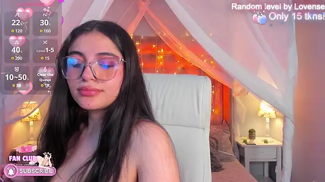 Snapshot of Ellie_Jhonson__ chatting on January 20, 4:12 pm Ellie Jhonson   online show from January 20, 4:12 pm