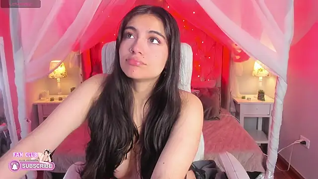 Snapshot of Ellie_Jhonson__ chatting on February 18, 1:55 pm Ellie Jhonson   online show from February 18, 1:55 pm