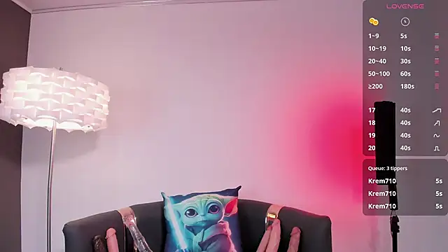 miss canndy online show from January 3, 6:03 pm