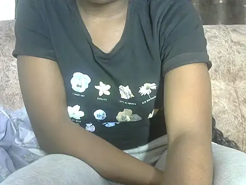 AurelAda online show from September 17, 1:24 pm