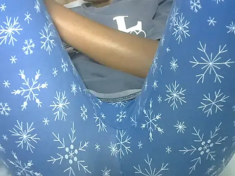 AurelAda online show from September 18, 10:45 pm