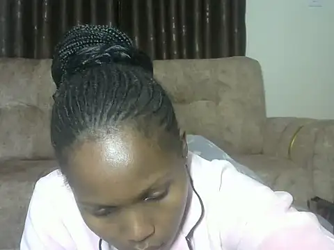 AurelAda online show from October 10, 10:31 pm