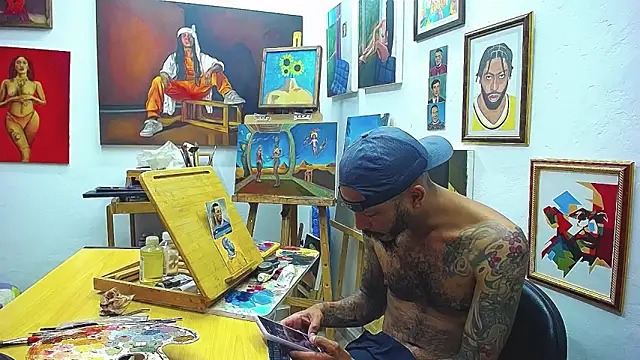 Snapshot of color_beat17 chatting on December 14, 6:45 pm color beat17 online show from December 14, 6:45 pm