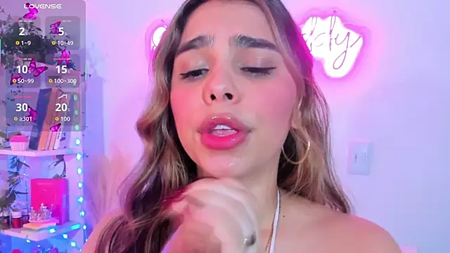 crisbell lopez online show from January 10, 12:34 am