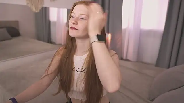 Snapshot of FiaMoor chatting on September 10, 11:21 am FiaMoor online show from September 10, 11:21 am