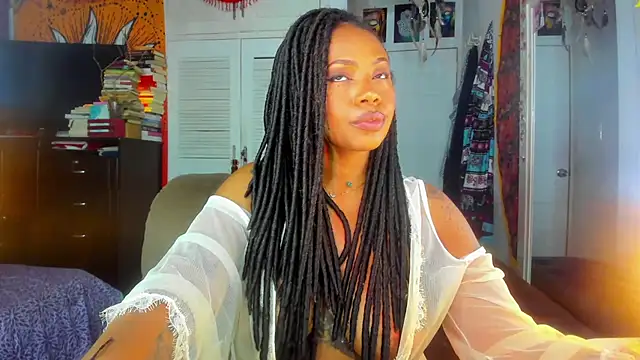 ElizaGrey  online show from December 11, 10:47 am