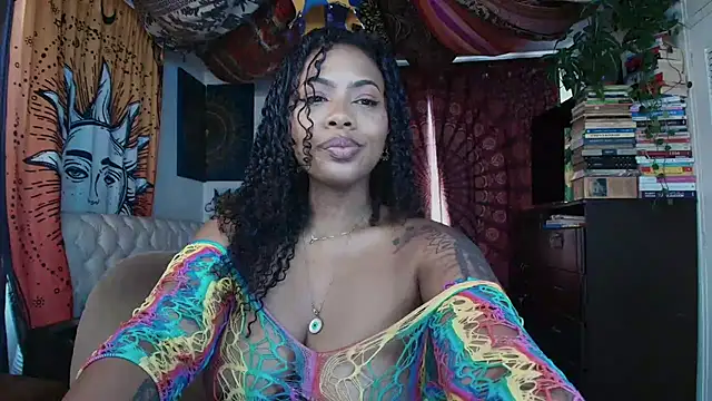Snapshot of ElizaGrey_ chatting on May 21, 2:13 pm ElizaGrey online show from May 21, 2:13 pm