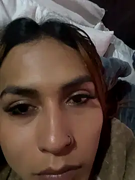 jesica  simpson online show from December 3, 10:40 pm