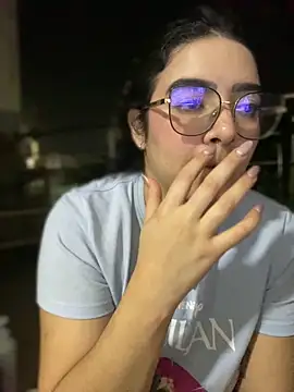 Lia flowers online show from January 28, 4:50 am