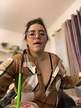 Lia flowers online show from February 17, 11:09 pm