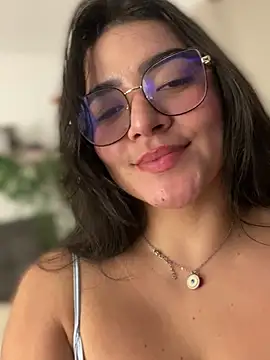 Lia flowers online show from March 6, 11:09 pm