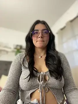 Lia flowers online show from March 8, 11:07 pm