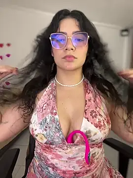 Lia flowers online show from March 9, 10:25 pm