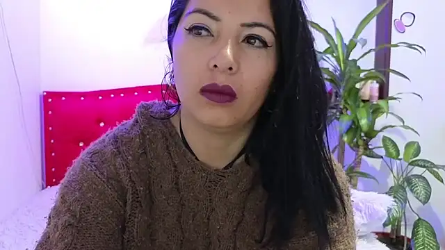 Mariana collins99 online show from February 1, 1:41 pm