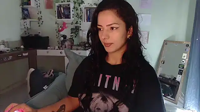 BeellyDance online show from May 13, 1:52 pm