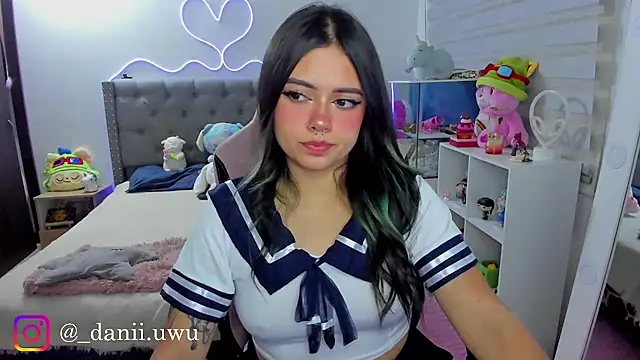 Snapshot of CuteDani_ chatting on July 28, 5:58 am CuteDani online show from July 28, 5:58 am
