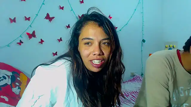 Snapshot of AmaraRoberts420 chatting on December 19, 11:46 pm AmaraRoberts420 online show from December 19, 11:46 pm