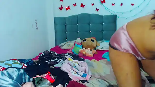 Snapshot of AmaraRoberts420 chatting on January 16, 3:34 am AmaraRoberts420 online show from January 16, 3:34 am