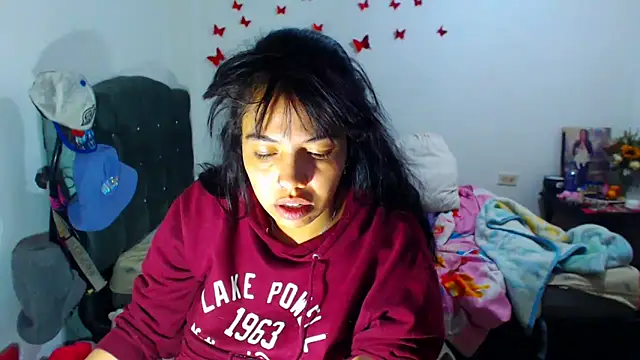 Snapshot of AmaraRoberts420 chatting on September 21, 10:33 pm AmaraRoberts420 online show from September 21, 10:33 pm